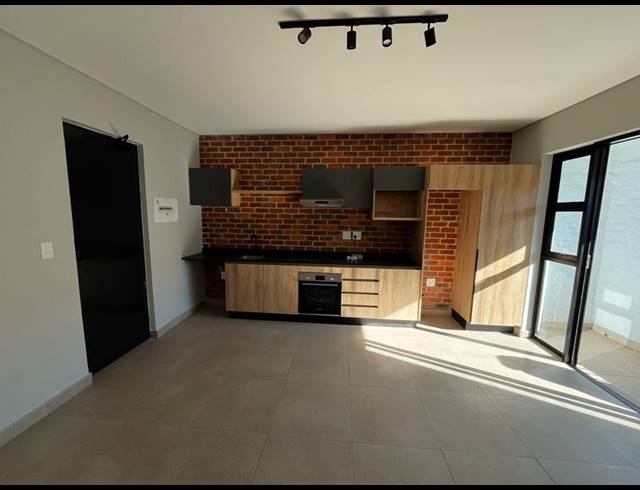 1 BEDROOM PROPERTY TO RENT IN LYNNWOOD GLEN